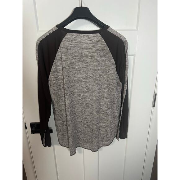 Womens NEW Cleveland Browns NFL Gemstone Long Sleeve Tee Size XL Extra Large - Picture 6 of 8